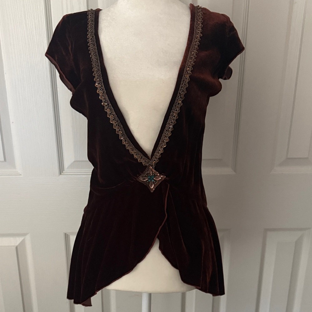 Chic Velvet V-Neck Women's Top